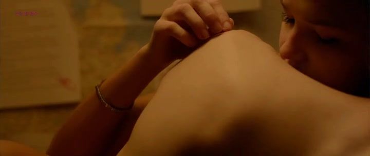 Cogiendo Sex Scene Arielle Kebbel sexy – Answer This (2010) Chat - 1