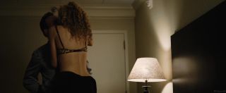 Scissoring Penelope Mitchell, Jessica Pike nude - Zipper (2015) iDope