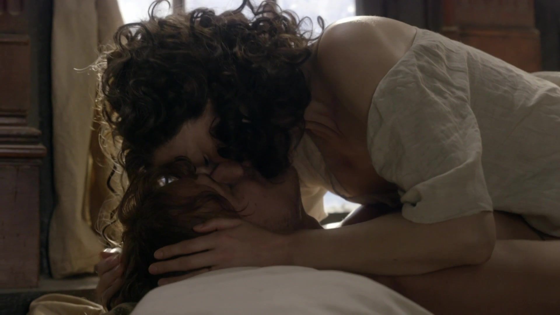 Eroxia Sex Scene Caitriona Balfe Nude - Outlander s03e13 (2017) Xxx video