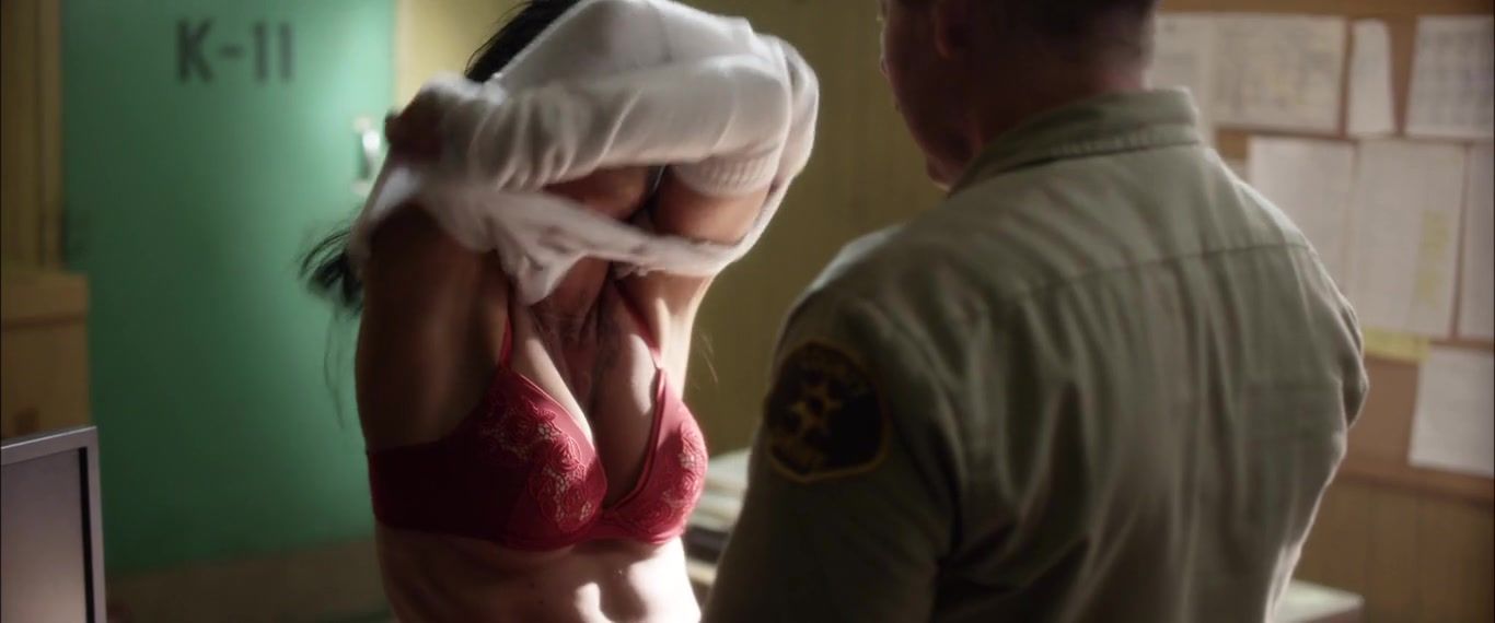 Women Sucking Topless actress Kate del Castillo naked, Beverly Ann Smith nude, Portia Doubleday nude scenes – K-11 (2012) Hot Girl Porn