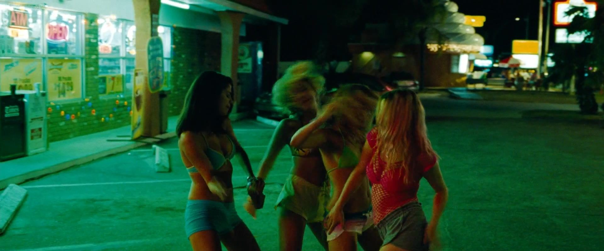 Free Oral Sex Selena Gomez nude in Spring Breakers (2013) Awesome - 1