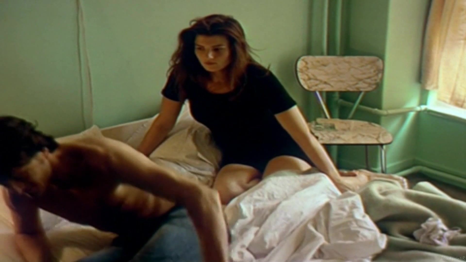 Solo Female Kim van Kooten naked sex scene - Zusje (1995) Gay Money - 1