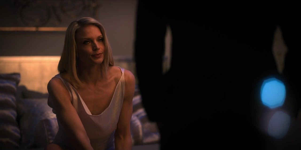 Italiano Sex video Kristin Lehman - Altered Carbon s01e03 (2018) Nice Tits - 1