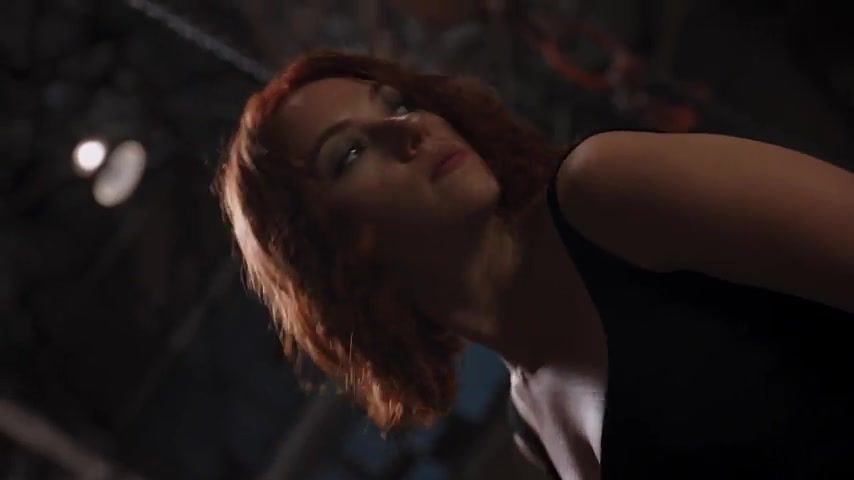 Super Naked Scarlett Johansson Sexy - The Avengers (2012) Amazing - 1