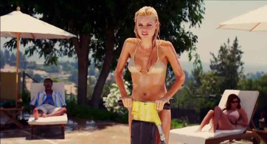 ElephantTube Naked Sophie Monk Sexy - Date Movie (2006) Perfect Butt
