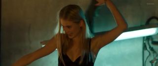 Hot Milf Naked Clara Rosager Sexy - En To Tre Nu (2016) Dance