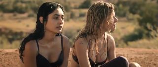 Aunty Naked Sienna Miller, Golshifteh Farahani Sexy - Just like a woman (2012) Ass Licking