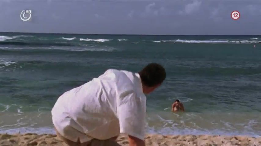 Farting Naked Alexandra Paul Sexy - Baywatch Hawaiian Wedding (2003) Ass Worship