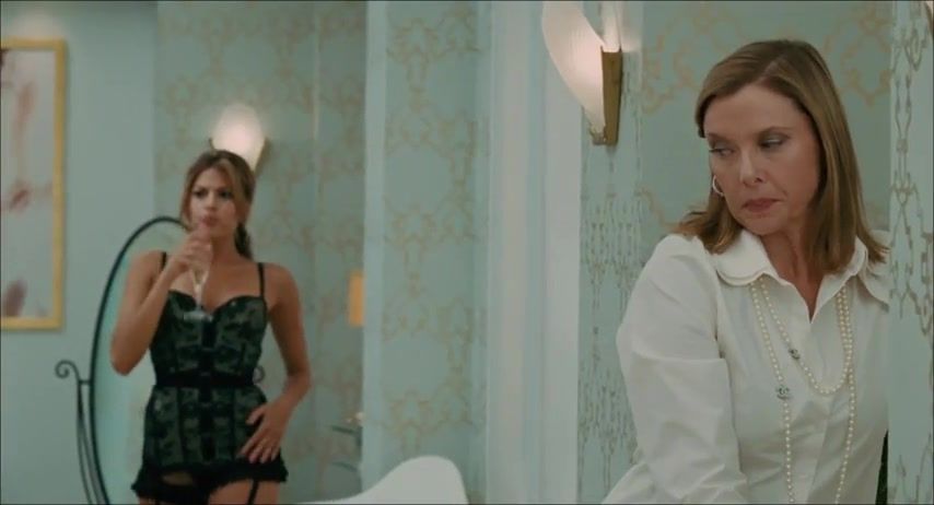 DuckDuckGo Naked Eva Mendes & Meg Ryan Sexy - The Women (2008) Jesse Jane