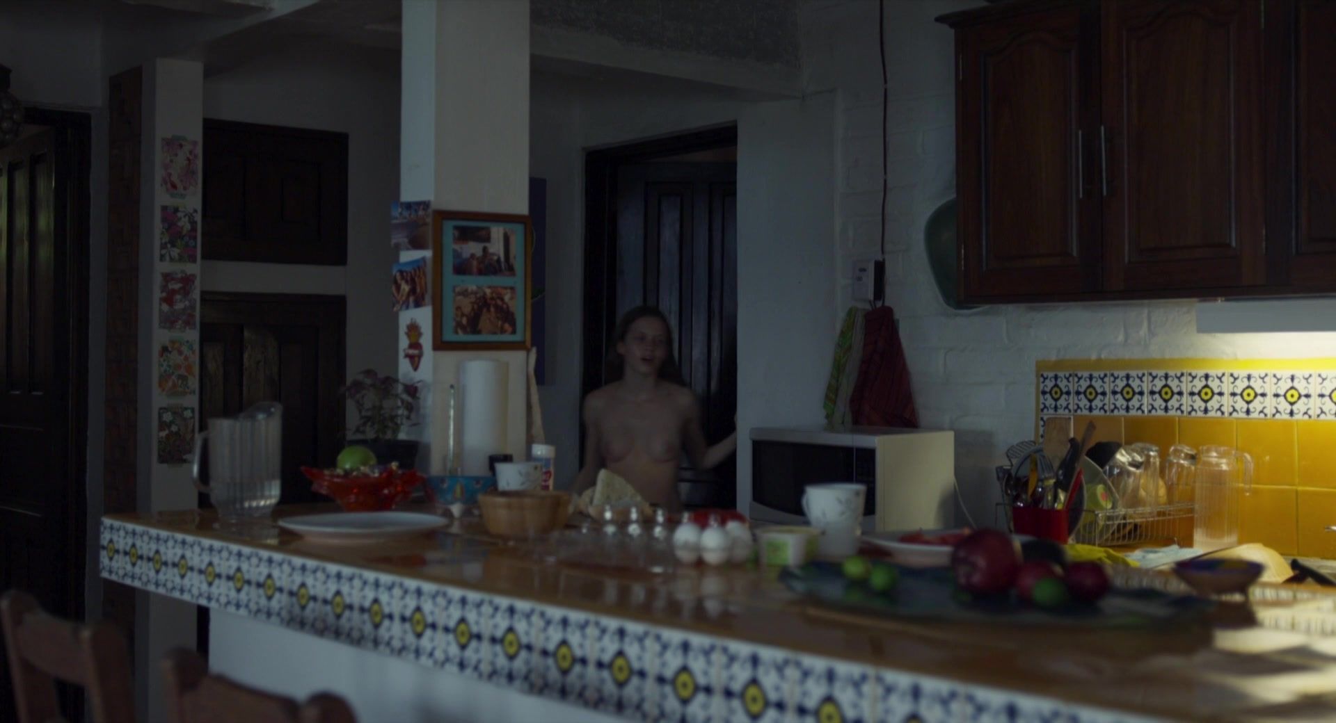 Camwhore Naked Ana Valeria Becerril Nude - Las hijas de Abril (2017) ThisVid - 1