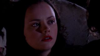 Charley Chase Naked Christina Ricci Sexy - The Man Who Cried (2000) Hottie