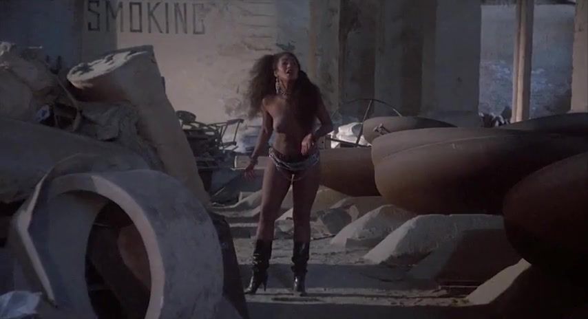Pegging Naked Sybil Danning, Marsha A. Hunt Nude - Howling II (1985) Amature Porn