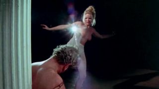 ComicsPorno Naked Viju Krem, Arlana Blue, Jennifer Stock, etc Nude - Bloodsucking Freaks (1976) Glory Hole
