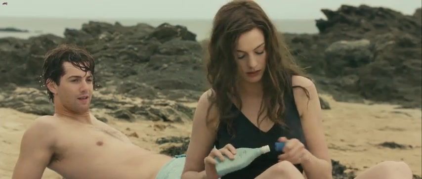 PornTrex Naked Anne Hathaway Sexy - One Day (2011) Gay Averagedick - 1