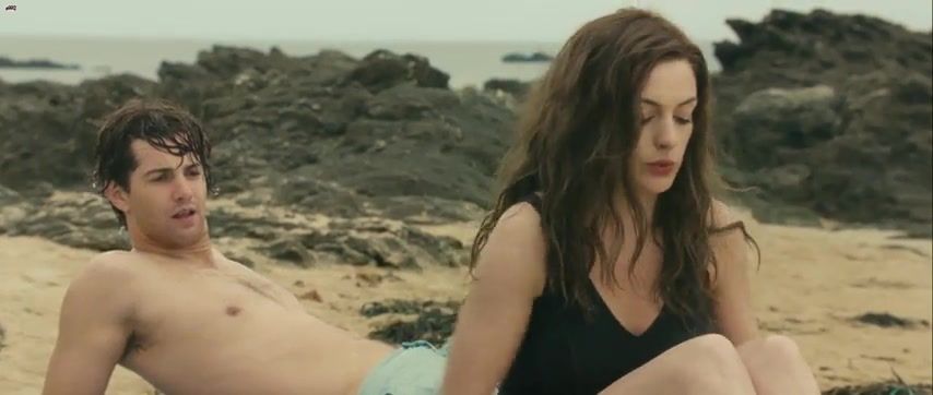 Usa Naked Anne Hathaway Sexy - One Day (2011) Sucking Dick