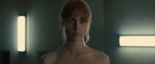 Cum On Tits Naked Mackenzie Davis - Blade Runner 2049 (2017) Banho
