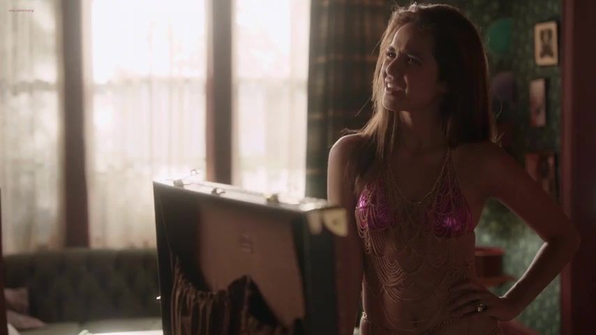 Facial Hot Summer Bishil, Olivia Taylor Dudley Sexy - The Magicians (2016) s1e7 Aletta Ocean