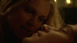 XHamster Mobile Hot sex scene Eliza Taylor Sexy - The 100 s01e04-05 (2014) Thot
