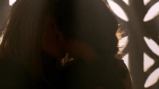 Women Fucking Hot bedroom scene Eliza Taylor Sexy - The 100 S03E07 (2016) Lesbian-Hot Scene Kaotic