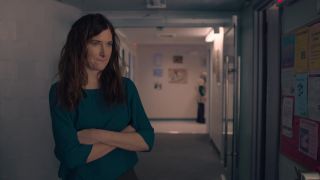 Gay Doctor Sexy Kathryn Hahn, Gabrielle Hespe, Tania Khalill, Katie Kershaw nude - Mrs. Fletcher s01e02 (2019) Belly