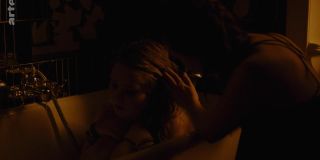 Rule34 Sexy Liv Henneguier nude - Crache coeur (2015) High