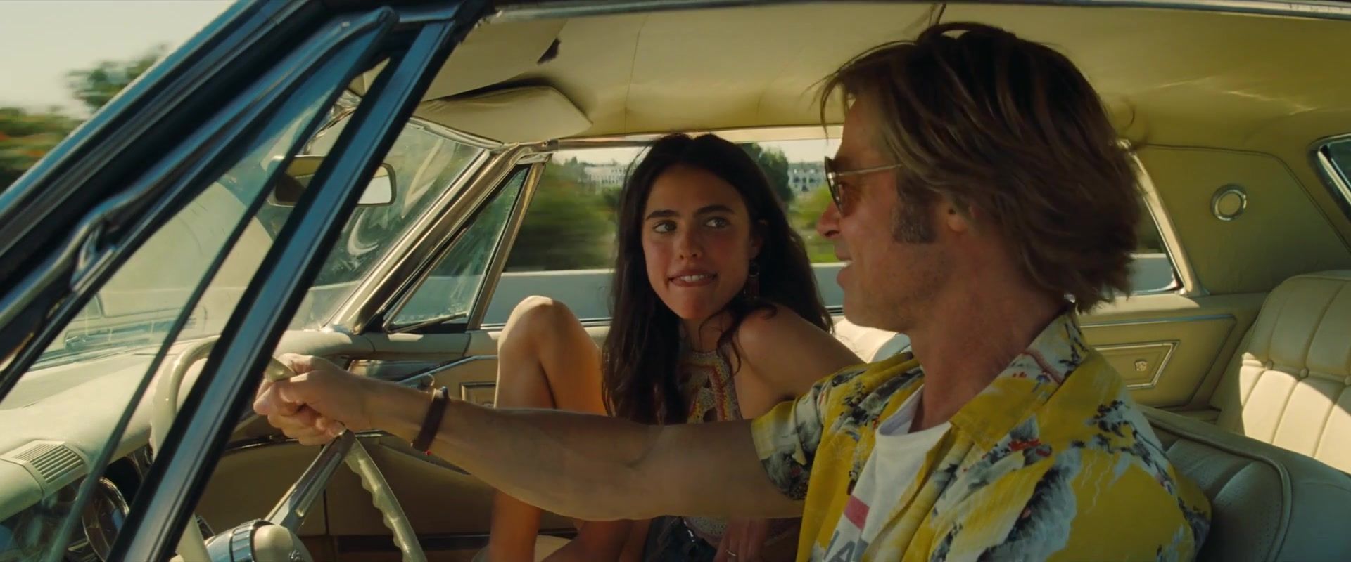 Spanish Sexy Dakota Fanning, Margaret Qualley naked- Once Upon A Time In Hollywood (2019) PerezHilton