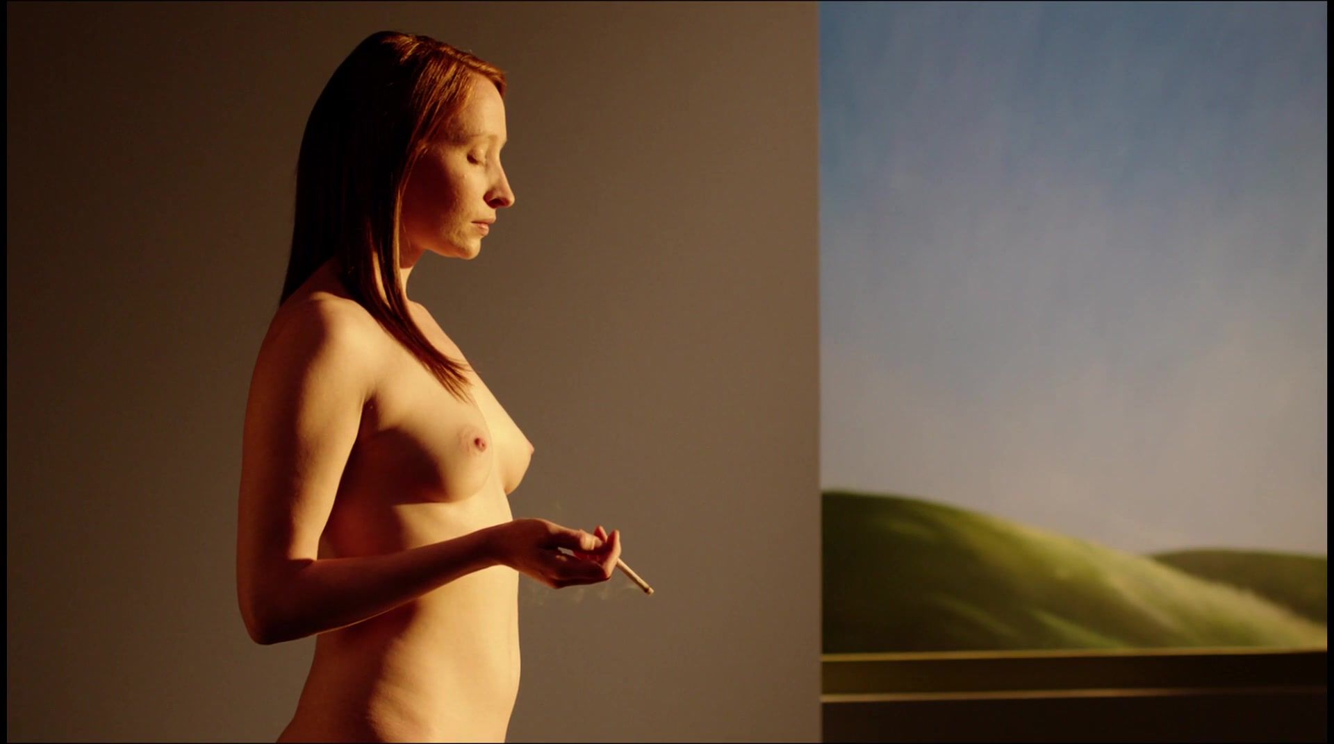Hand Nude Stephanie Cumming – Shirley Visions of Reality (2013) Puba - 1