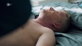 Gays Sexy Jennifer Koeppel - Dengler - Brennende Kalte (2019) CzechStreets