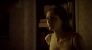 Orgasmus Nude Tessa Szczeciniarz - Poids plume (2005) Goldenshower
