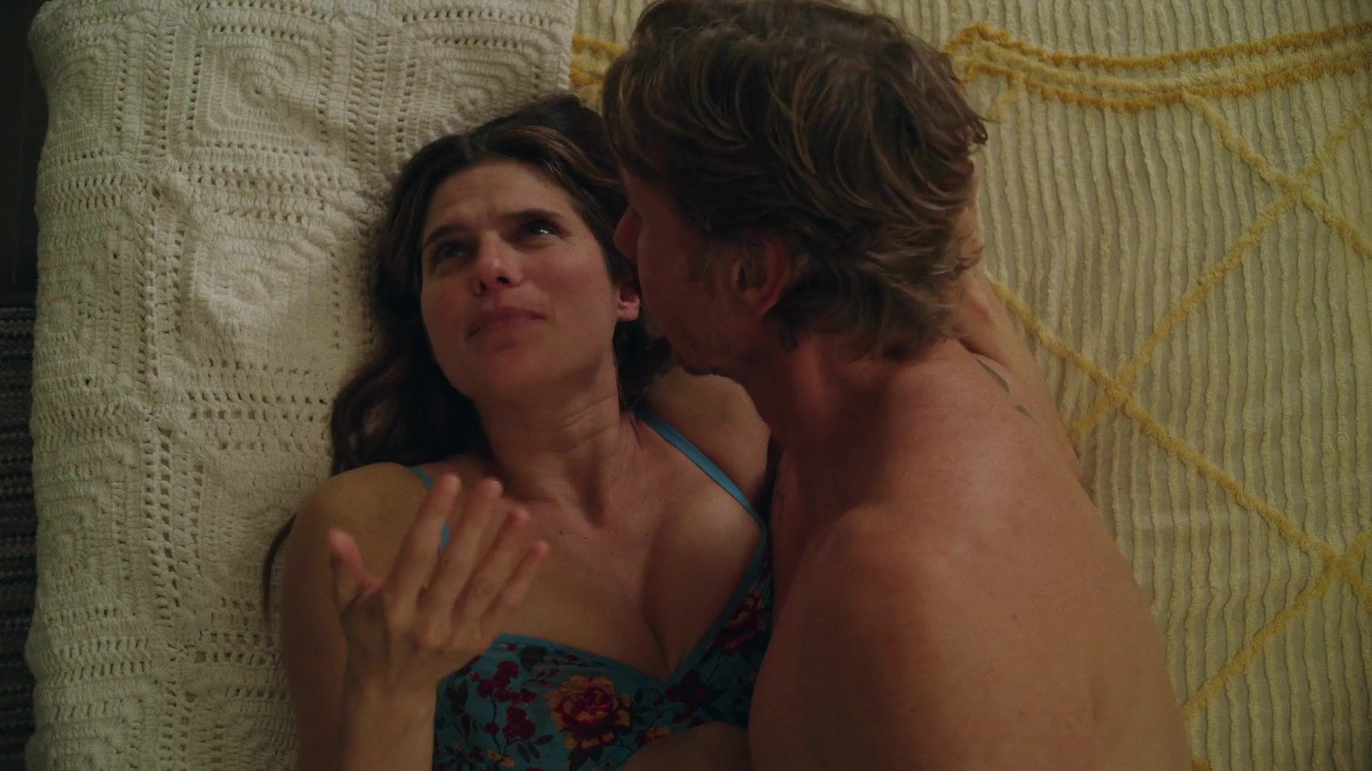 Behind Nude Lake Bell - Bless This Mess s02e02 (2019) Gay Kissing