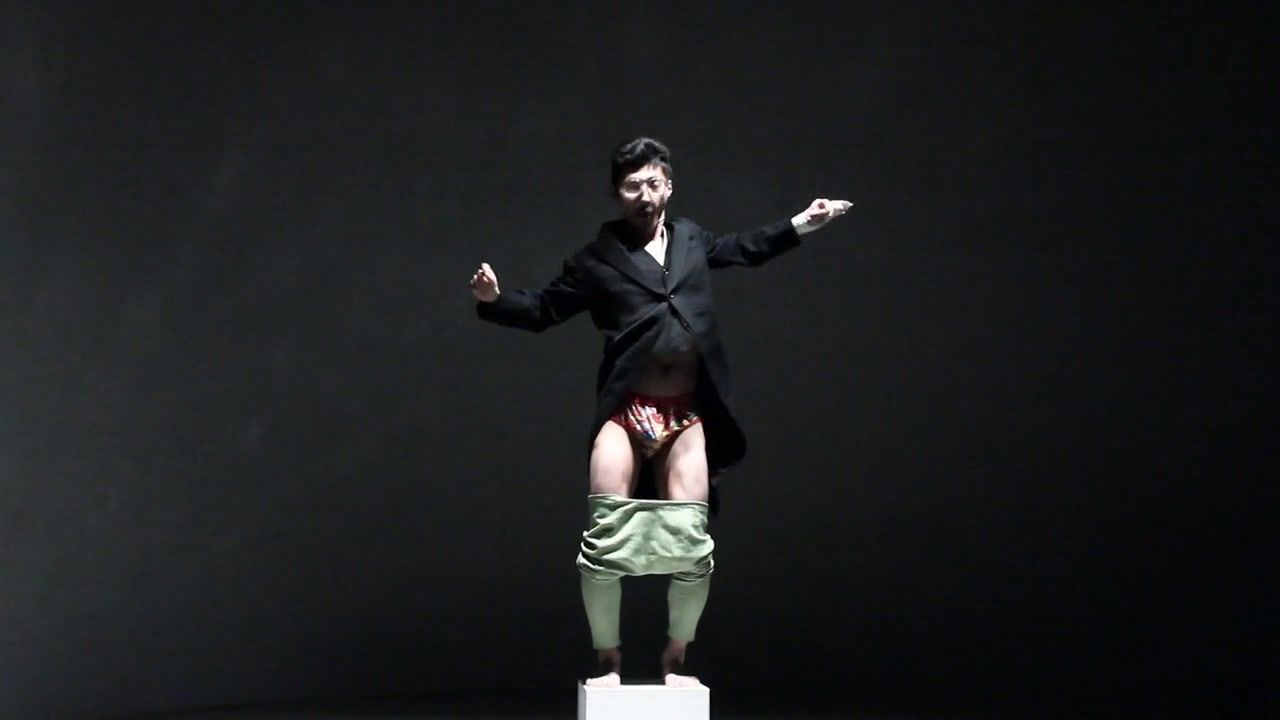 Long Naked Asian Art Performance - Uduki Bj