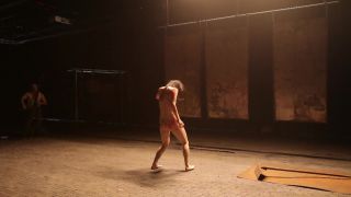 Fodendo Naked Asian Public Theatre-Sayoko Onishi-47 Stripping