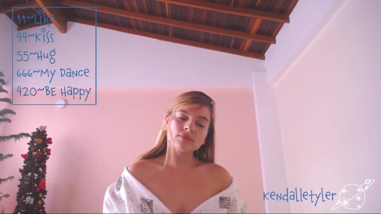 Plump WebCam Chat Wihit Kendalltyler on Chaturbate Show 12/2019 Naked Baby 18yo Colombia Oil