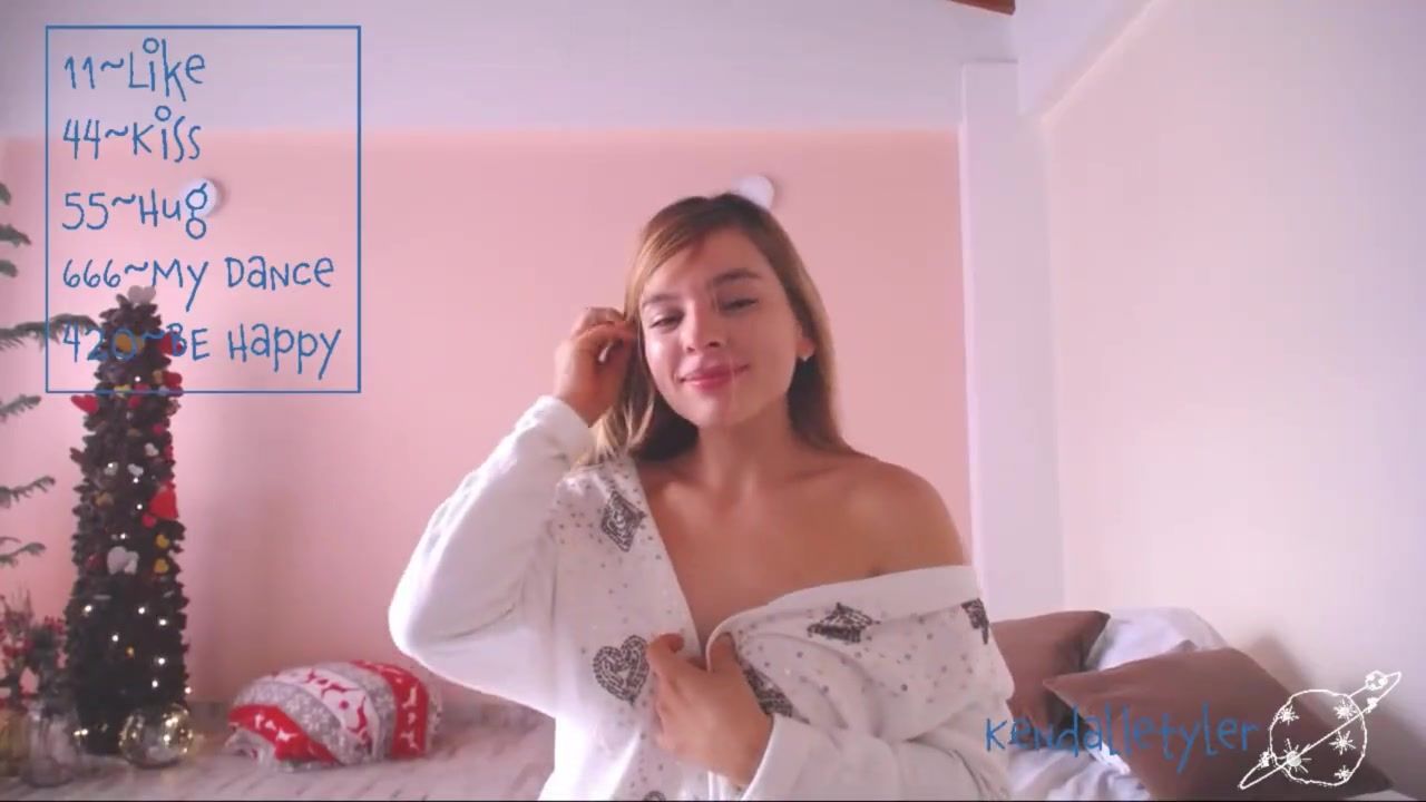 Vietnamese WebCam Chat Wihit Kendalltyler on Chaturbate Show 12/2019 Naked Baby 18yo Colombia Speculum - 1
