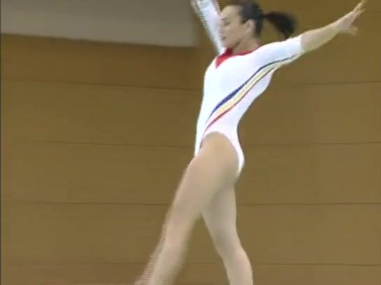 Bigbutt Sexy video Goldbird (romanian Olympic Gymnasts Nude) Gay Straight - 1