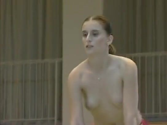 19yo Sexy video Goldbird (romanian Olympic Gymnasts Nude) Spycam - 1