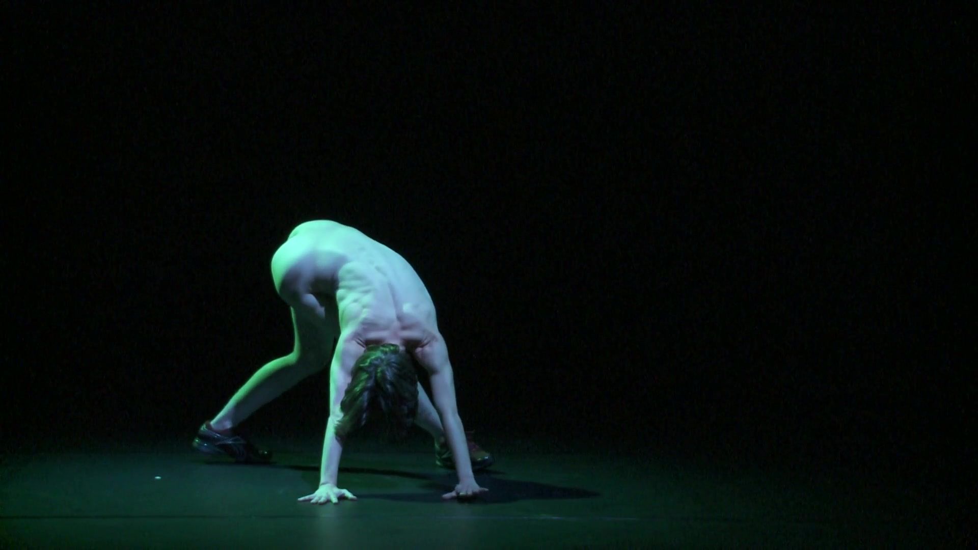 XGay Naked on Stage -Isabelle Rigat - The Moebius Strip Toying