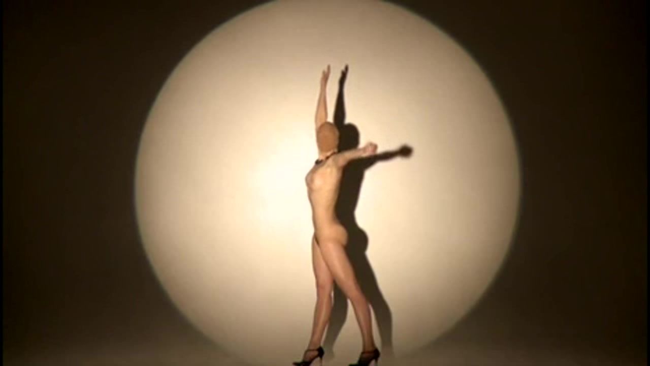 Mexicana Naked on Stage - Milena May - Art Pisklata Amateurs - 1