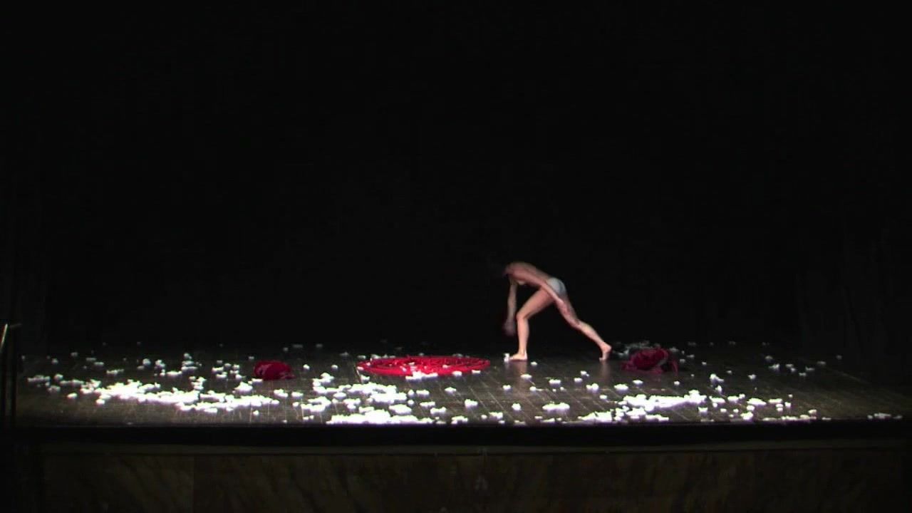 Big Penis Naked on Stage - Sex Oppio - Francesca Selva Spy Camera - 1