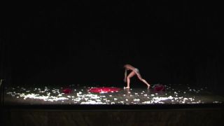 Hot Girl Naked on Stage - Sex Oppio - Francesca Selva Tubent