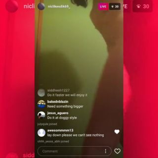 VLC Media Player Naked on Stage INSTAGRAM LIVE 19 Year old Slut Masturbating and Performing for Followers DuckDuckGo