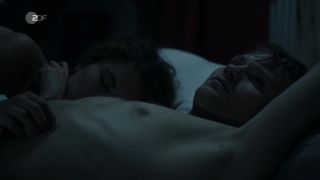 Bus Nude Amanda da Gloria - Winterherz Tod in einer kalten Nacht (2018) BBCSluts