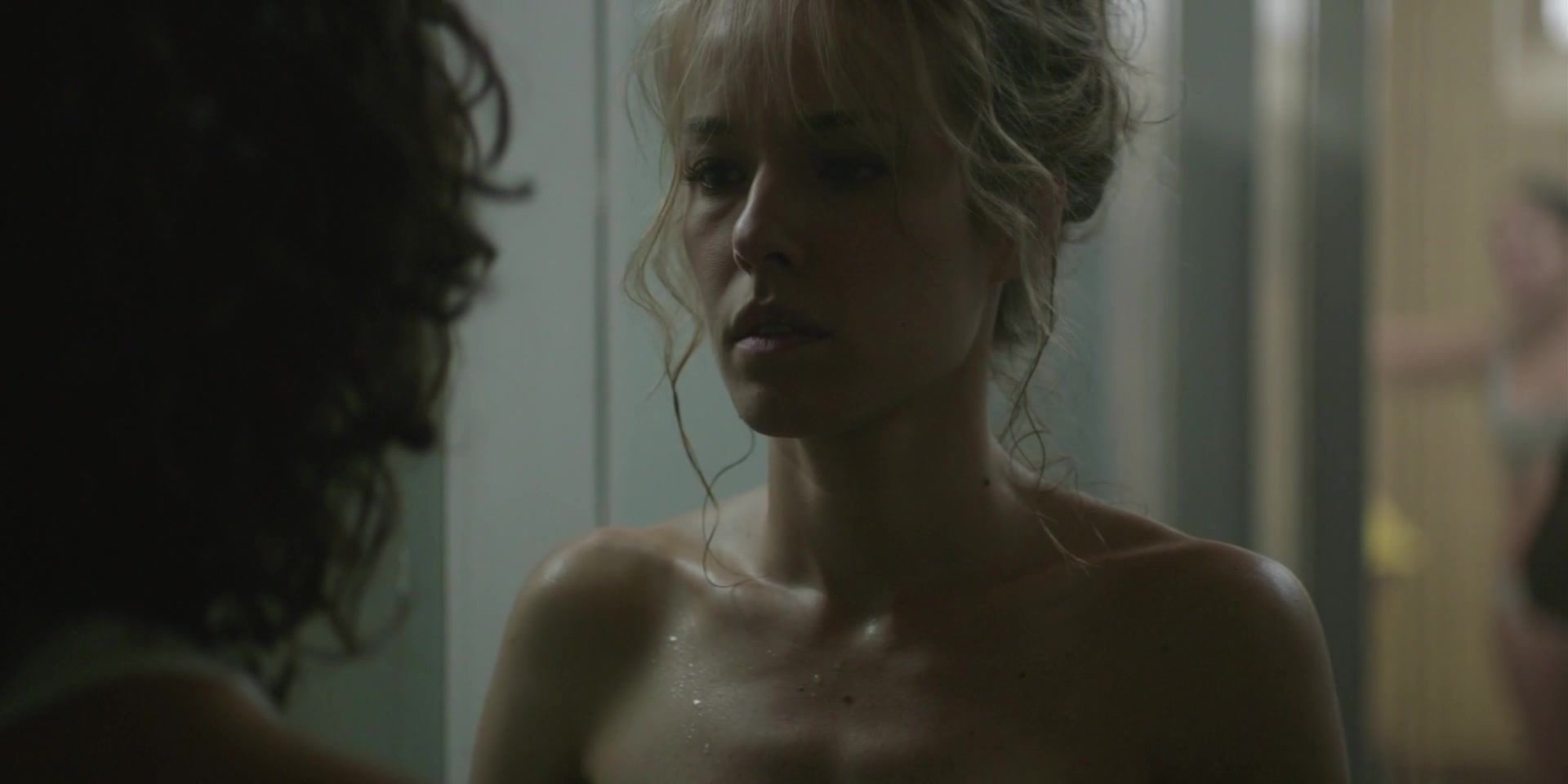 Que Nude Elodie Fontan hot video - Prise au piege s01e01-06 (2019) Seduction Porn