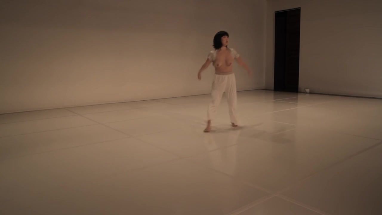 JoyReactor Nude Asian Theatre-10 Bound