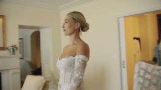 Gay Pawn Nude Hailey Baldwin - Wedding Dress Fitting (2019) Room