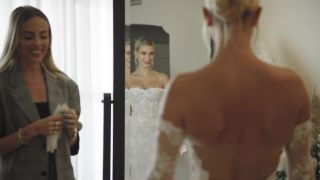 4tube Nude Hailey Baldwin - Wedding Dress Fitting (2019) Pool