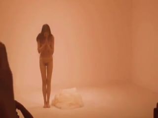 Danish Nude Asian Theatre - Jihong Zhang - Cocoon Arrecha