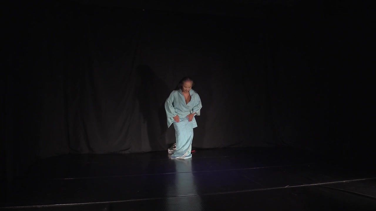Asian Nude Asian Theatre - Performance Sen Yun Kim xxxBunker