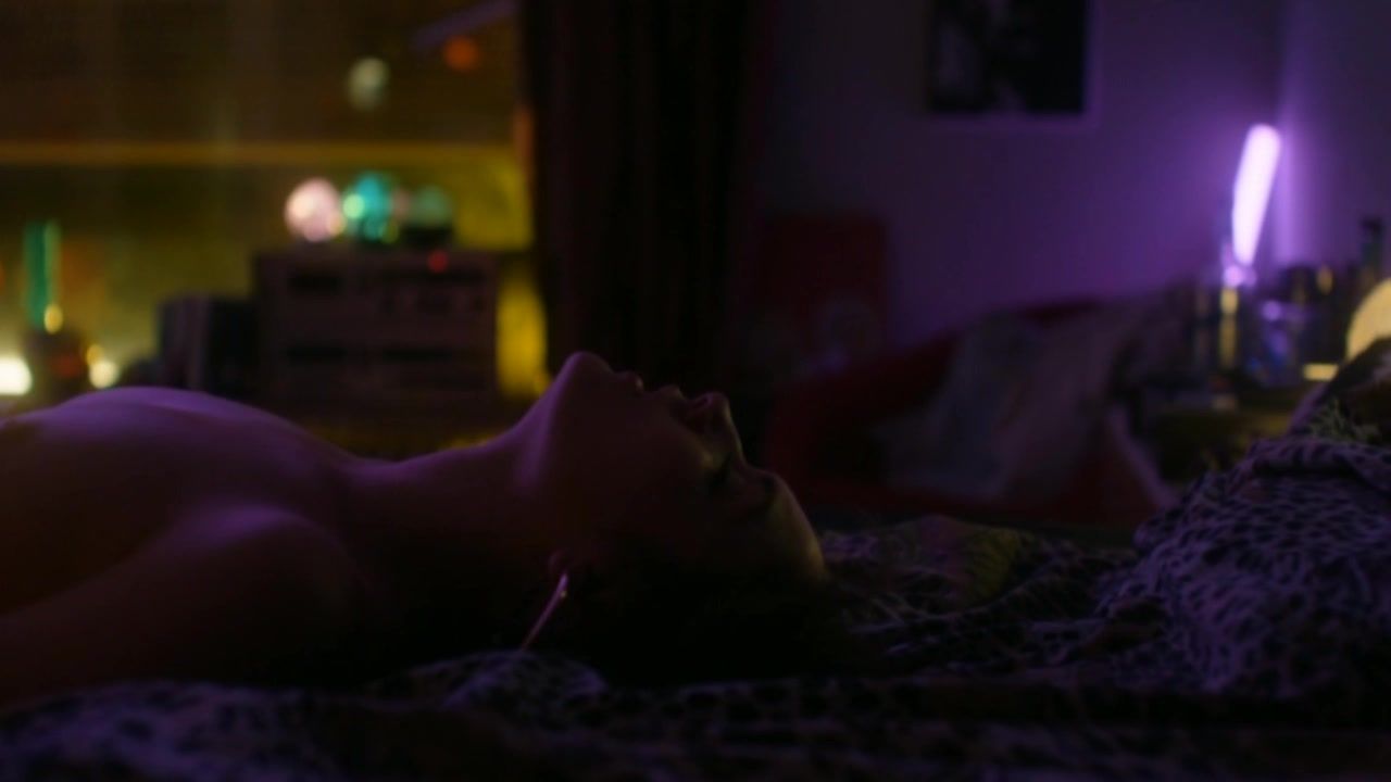 MetArt Nude Sarah Mahita, Emma Drogunova - Bonnie and Bonnie (2019) Perfect Butt
