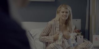 Soapy Massage Nude Willow Shields, Sarah Wright - Spinning Out s01e09-10 (2020) Street